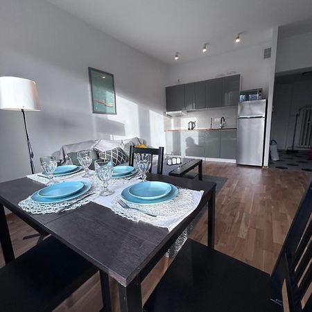 One Bed Apartment In Central 소포트 외부 사진